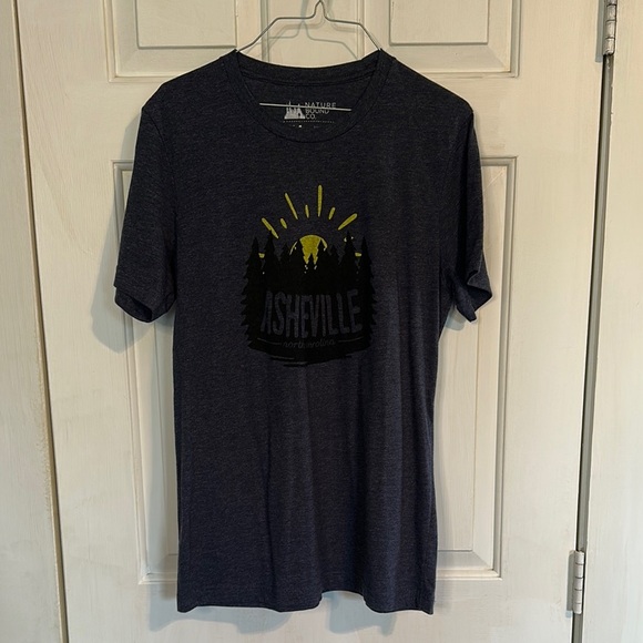 Asheville North Carolina graphic tee size medium unisex - Picture 1 of 3